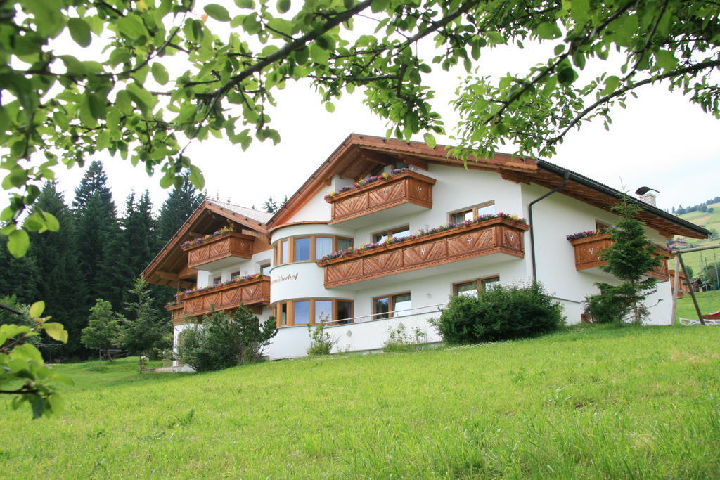 Bed & Breakfast Untermuellerhof Maranza Esterno foto